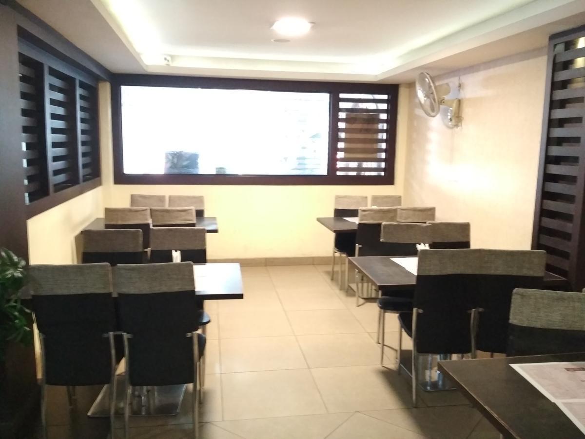 Hotel Rukmini Alwaye Ngoại thất bức ảnh