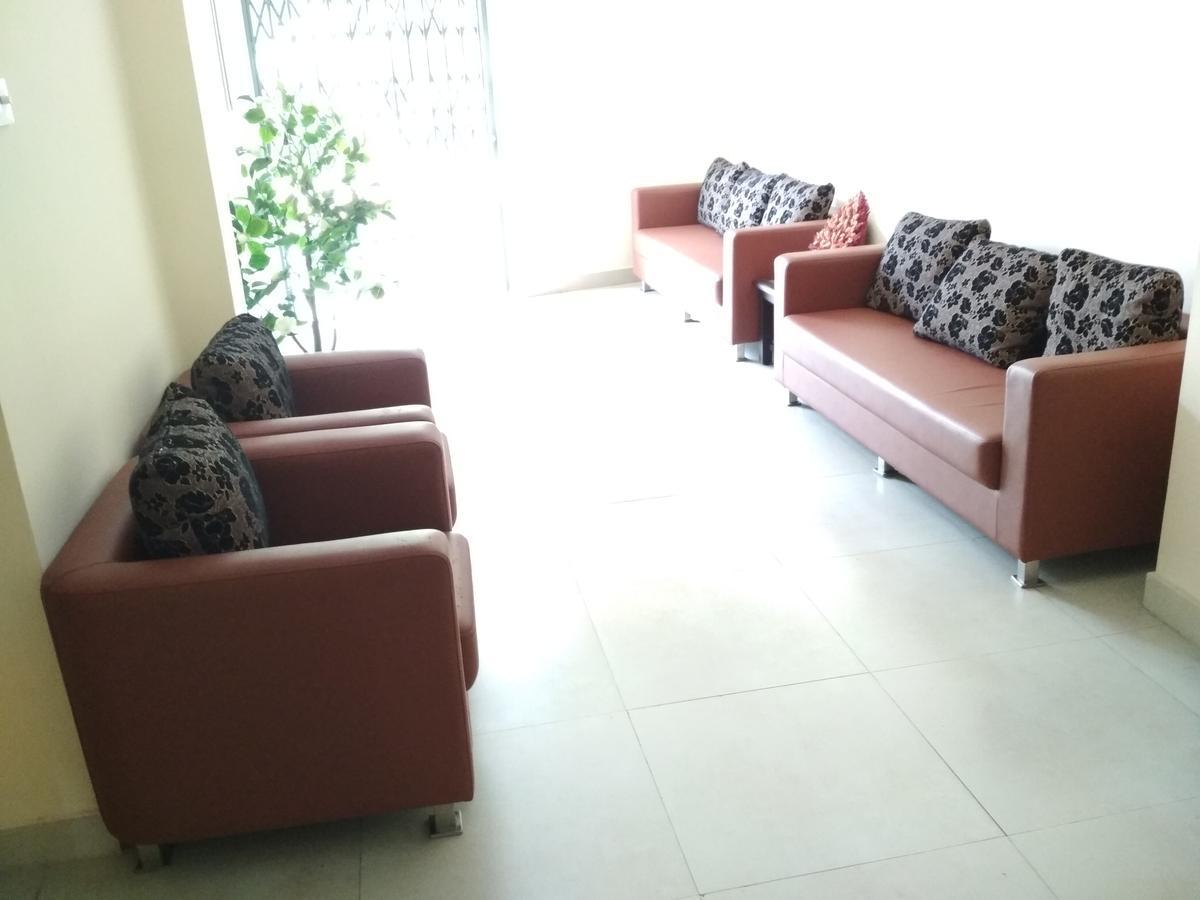 Hotel Rukmini Alwaye Ngoại thất bức ảnh
