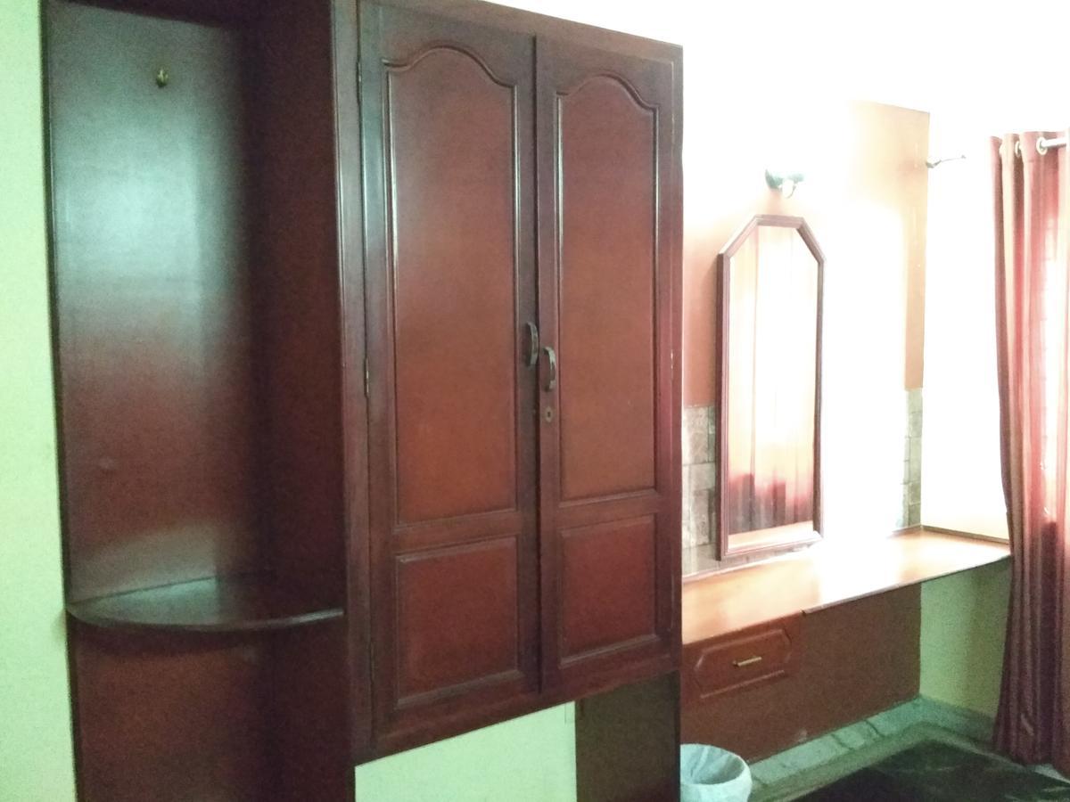 Hotel Rukmini Alwaye Ngoại thất bức ảnh