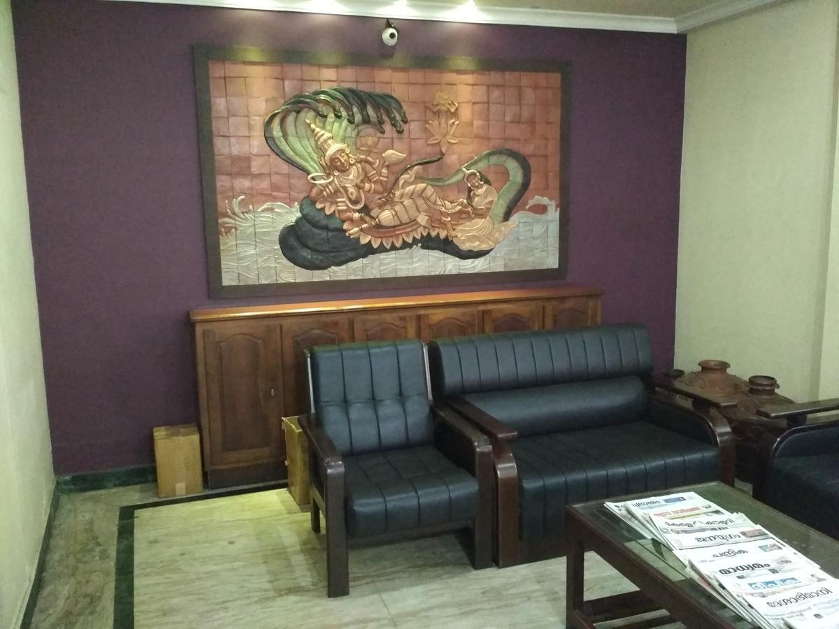 Hotel Rukmini Alwaye Ngoại thất bức ảnh