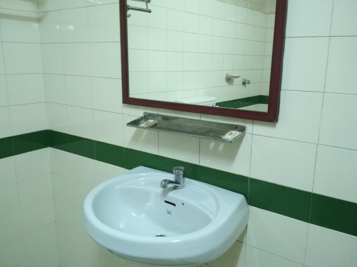 Hotel Rukmini Alwaye Ngoại thất bức ảnh